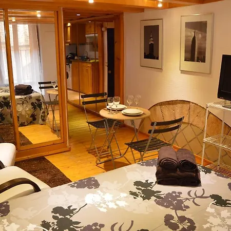 Suites Calderers 6e2 Таррагона